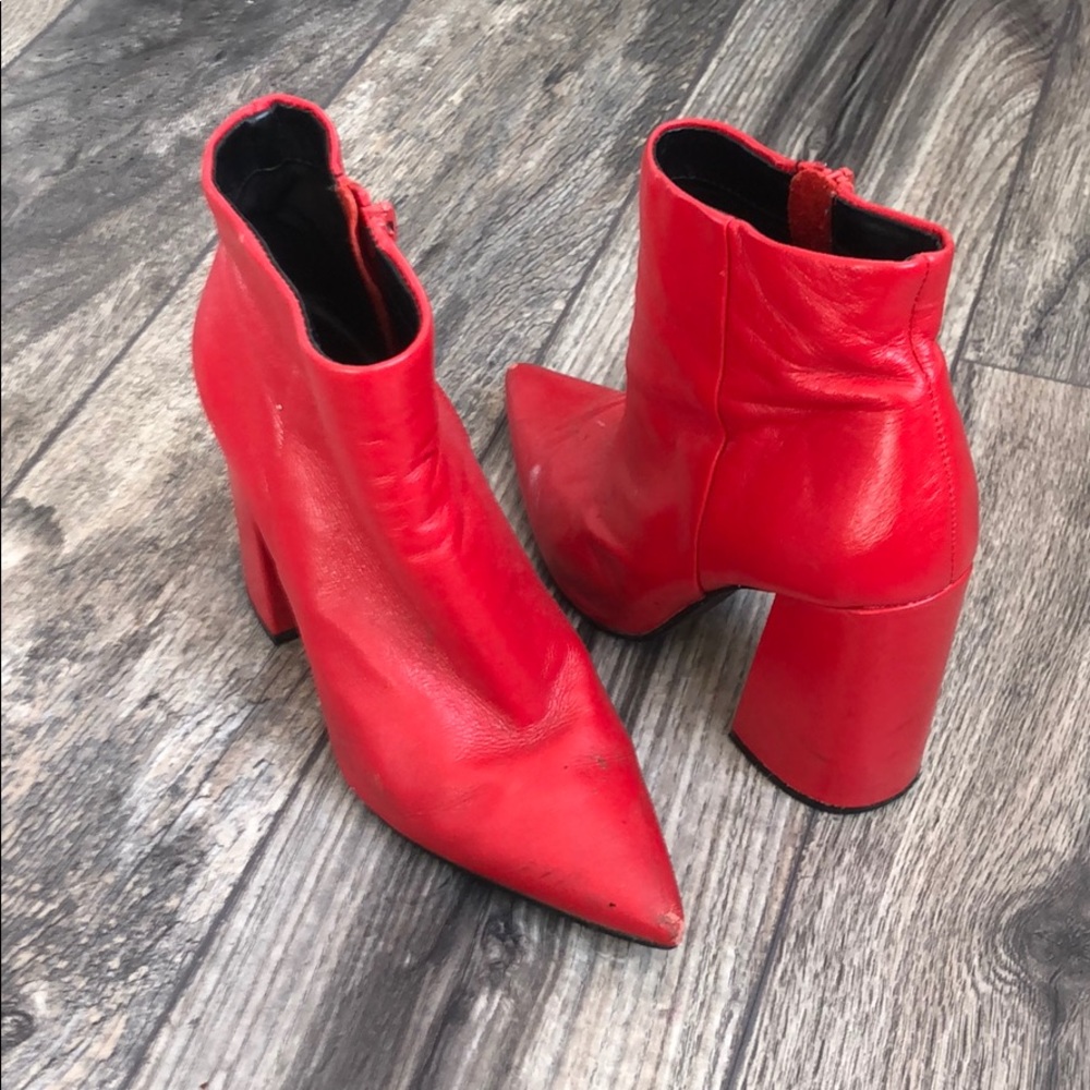Steve Madden booties